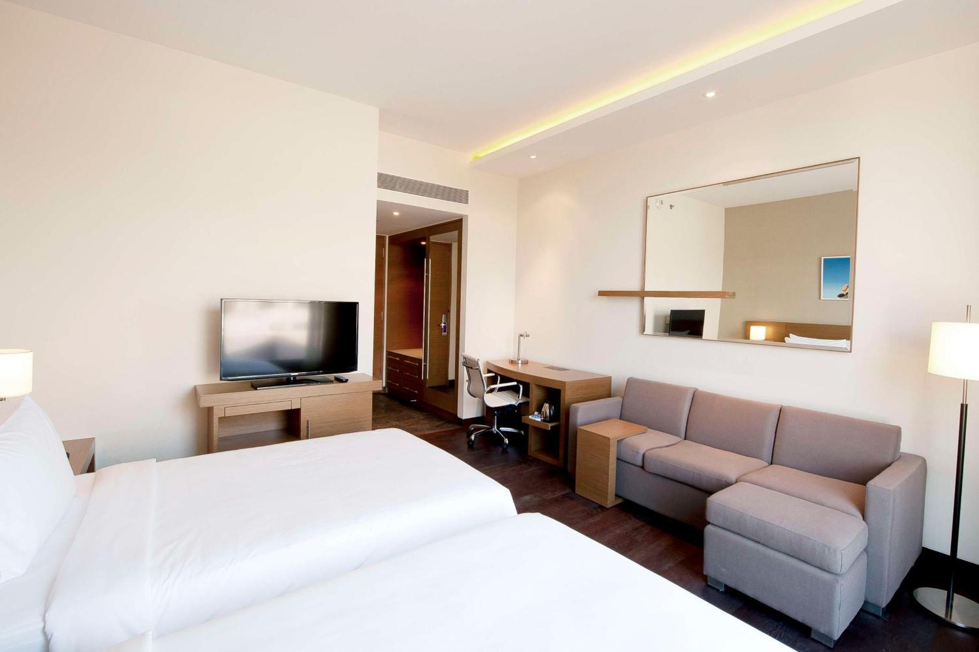 Hyatt Place Хампи Экстерьер фото